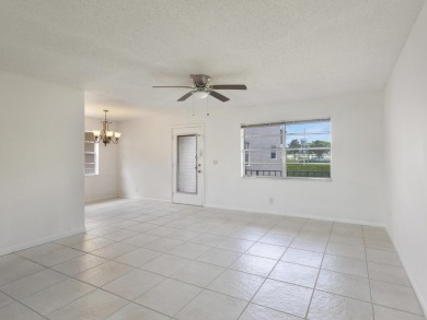 I present to you a rare and excellent opportunity for a 2/2 on Kings Point Golf -Flanders Way in Florida - for sale on GolfHomes.com, golf home, golf lot