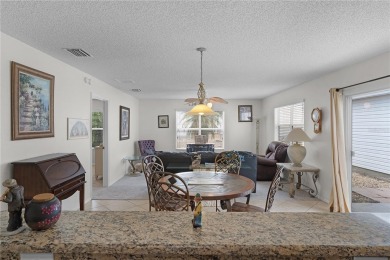 ~~NO BOND~~2020 ROOF~~GRANITE COUNTERTOPS~~NEWLY SODDED FRONT on The Links of Spruce Creek in Florida - for sale on GolfHomes.com, golf home, golf lot