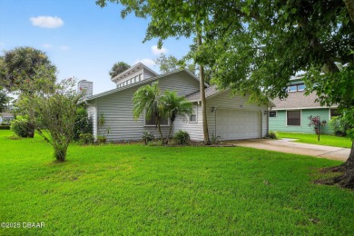 Amazing opportunity to own a spacious 3-bedroom, 2.5-bathroom on The Club At Pelican Bay - North Course in Florida - for sale on GolfHomes.com, golf home, golf lot