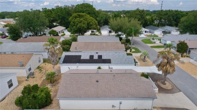 ~~NO BOND~~2020 ROOF~~GRANITE COUNTERTOPS~~NEWLY SODDED FRONT on The Links of Spruce Creek in Florida - for sale on GolfHomes.com, golf home, golf lot