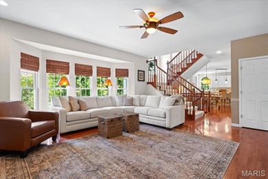 Stunning 4100 sq ft home in the desirable Far Oaks golf course on Far Oaks Golf Club in Illinois - for sale on GolfHomes.com, golf home, golf lot