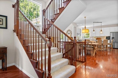 Stunning 4100 sq ft home in the desirable Far Oaks golf course on Far Oaks Golf Club in Illinois - for sale on GolfHomes.com, golf home, golf lot