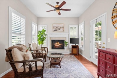 Stunning 4100 sq ft home in the desirable Far Oaks golf course on Far Oaks Golf Club in Illinois - for sale on GolfHomes.com, golf home, golf lot