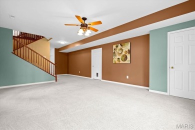 Stunning 4100 sq ft home in the desirable Far Oaks golf course on Far Oaks Golf Club in Illinois - for sale on GolfHomes.com, golf home, golf lot