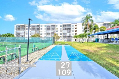 Love where you live...this bright, un-furnished 2 bedrooms 2 on Hollybrook Golf and Tennis Club  in Florida - for sale on GolfHomes.com, golf home, golf lot