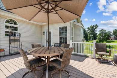 Stunning 4100 sq ft home in desirable Far Oaks golf course on Far Oaks Golf Club in Illinois - for sale on GolfHomes.com, golf home, golf lot