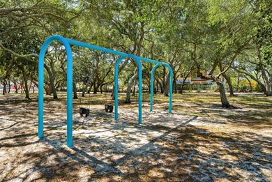 Modernized west-end coastal cottage with over $70K in lifestyle on Sharks Tooth Golf Club in Florida - for sale on GolfHomes.com, golf home, golf lot