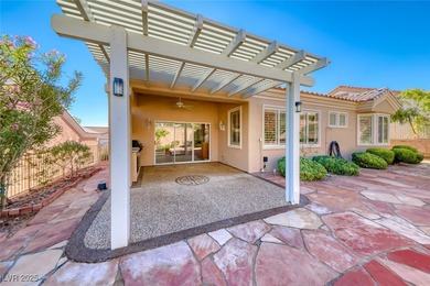 Charming single story home in the vibrant Sun City Summerlin 55+ on Eagle Crest Golf Club in Nevada - for sale on GolfHomes.com, golf home, golf lot