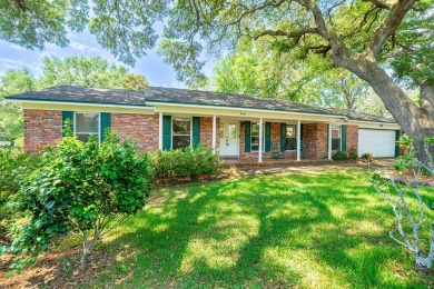 Lakefront living with a pool in Kenwood! This spacious home at on Fort Walton Beach Golf Course in Florida - for sale on GolfHomes.com, golf home, golf lot