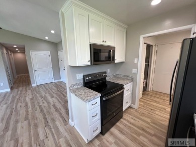 Tastefully updated move in ready 3 bedroom home on a 1 acre lot on Jefferson Hills Golf Course in Idaho - for sale on GolfHomes.com, golf home, golf lot