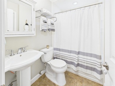 Beautifully Renovated Lakefront Condo in Bluewater Bay
Enjoy on Golf Club at Bluewater Bay Resort in Florida - for sale on GolfHomes.com, golf home, golf lot