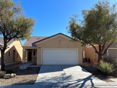 BEAUTIFUL 1-STORY HOME IN SUN CITY ALIANTE. 55+ Cummunity. 2 on Aliante Golf Club in Nevada - for sale on GolfHomes.com, golf home, golf lot