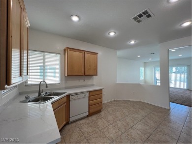 BEAUTIFUL 1-STORY HOME IN SUN CITY ALIANTE. 55+ Cummunity. 2 on Aliante Golf Club in Nevada - for sale on GolfHomes.com, golf home, golf lot
