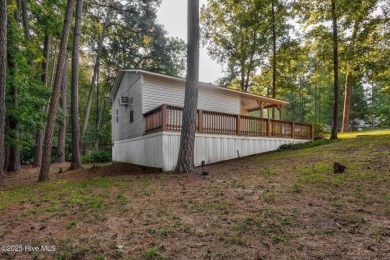 Welcome to Lake Royale! This .28-acre lot features an enclosed on River Golf and Country Club at Lake Royale in North Carolina - for sale on GolfHomes.com, golf home, golf lot