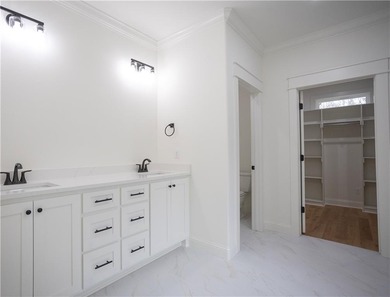 This beautifully upgraded 4 bed / 2 bath home is located in the on Bella Vista - Metfield Golf Complex and Country Club in Arkansas - for sale on GolfHomes.com, golf home, golf lot