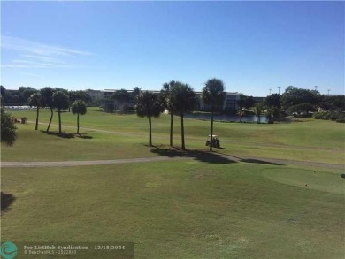 ALERT-NEW 2025 AC & WATER HEATER. AWESOME RENOVATED 2/2 CONDO on Wynmoor Golf Course in Florida - for sale on GolfHomes.com, golf home, golf lot