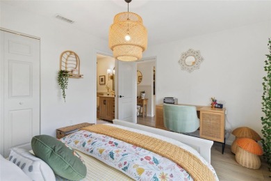 Fully Remodeled 2/2 Condo in The Meadows - Prime Sarasota on The Meadows Golf and Country Club in Florida - for sale on GolfHomes.com, golf home, golf lot
