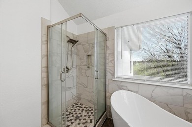 Welcome to this spacious 3-bedroom, 2.5-bath home offers on Grand Oaks Golf Club in Texas - for sale on GolfHomes.com, golf home, golf lot