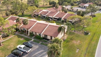 Fully Remodeled 2/2 Condo in The Meadows - Prime Sarasota on The Meadows Golf and Country Club in Florida - for sale on GolfHomes.com, golf home, golf lot