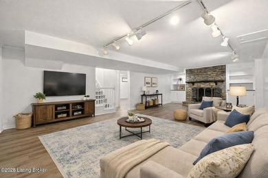 Nestled in the highly desirable Hunting Creek, this beautifully on Hunting Creek Country Club in Kentucky - for sale on GolfHomes.com, golf home, golf lot