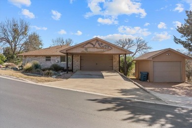This beautiful 3 BR/2Bath home offers comfort, space, and style on Blue Lake Golf Club in Texas - for sale on GolfHomes.com, golf home, golf lot