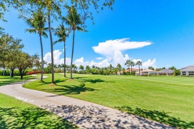 Stunning 3 BD 2 BA situated on the golf course in Cambridge of on Woodfield Country Club in Florida - for sale on GolfHomes.com, golf home, golf lot