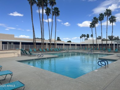 This elegant fully renovated double primary suite split on Sun Lakes Country Club in Arizona - for sale on GolfHomes.com, golf home, golf lot