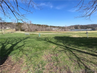 Wonderful LEVEL lot located on the 13th green of Old Kinderhook on The Club At Old Kinderhook in Missouri - for sale on GolfHomes.com, golf home, golf lot