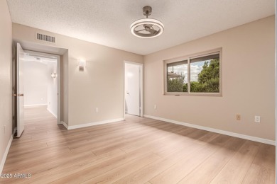 Come check out this lovely single-level home in the highly on Briarwood Country Club in Arizona - for sale on GolfHomes.com, golf home, golf lot