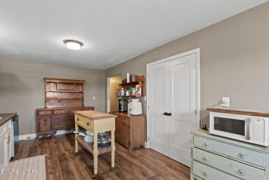 Welcome to this beautifully updated turn key 3 bedroom 2 on Lakeside Golf Course in Tennessee - for sale on GolfHomes.com, golf home, golf lot