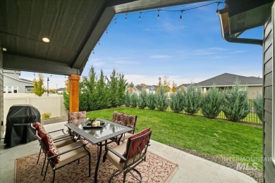 Stunning HERS rated home on corner lot exudes curb appeal w/ on River Birch Golf Course in Idaho - for sale on GolfHomes.com, golf home, golf lot