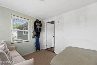 Welcome to this beautifully updated turn key 3 bedroom 2 on Lakeside Golf Course in Tennessee - for sale on GolfHomes.com, golf home, golf lot