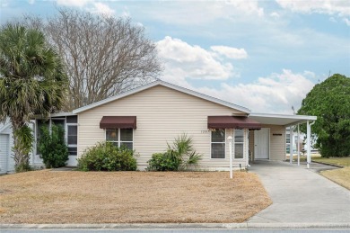 Welcome to this charming 2 bedroom 2 bathroom site built home on Lakes of Lady Lake Golf Course in Florida - for sale on GolfHomes.com, golf home, golf lot