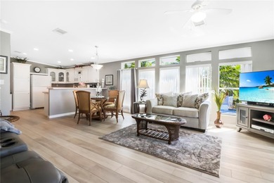 2005 Palm Harbor built home with an oversize one car garage and on Maple Leaf Golf and Country Club in Florida - for sale on GolfHomes.com, golf home, golf lot