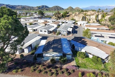 SELLER IS MOTIVATED! Seller may consider a flooring credit with on Hemet West Mobile Estates in California - for sale on GolfHomes.com, golf home, golf lot