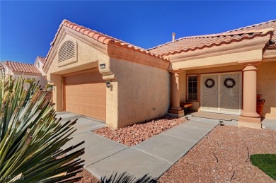 Charming single story home in the resort-style 55+ community of on Highland Falls Golf Club in Nevada - for sale on GolfHomes.com, golf home, golf lot