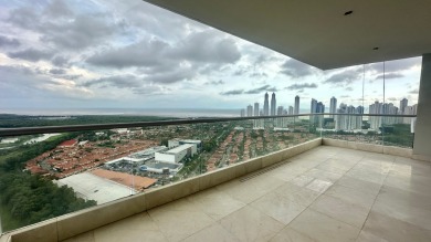 Live in the heart of luxury with this exquisite apartment in on  in  - for sale on GolfHomes.com, golf home, golf lot
