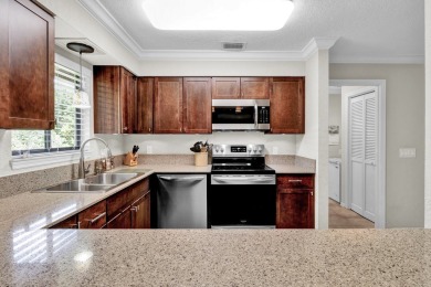 Detached home in beautiful Golf Community.  This 2bd, 2bath 2 on Bent Pine Golf Club in Florida - for sale on GolfHomes.com, golf home, golf lot