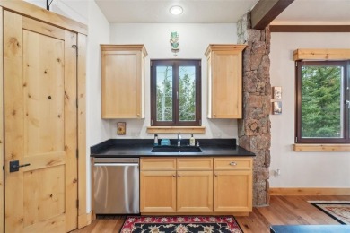 This beautifully crafted single-family home offers the perfect on Raven Golf Club At Three Peaks in Colorado - for sale on GolfHomes.com, golf home, golf lot