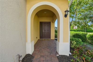 This spacious corner-unit townhome offers 3 bedrooms, 2.5 baths on Gateway Golf and Country Club in Florida - for sale on GolfHomes.com, golf home, golf lot