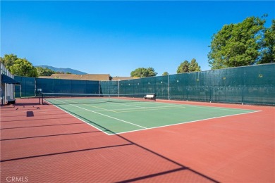 Welcome to a peaceful retreat in Leisure Village, Camarillo's on Camarillo Springs Golf Club in California - for sale on GolfHomes.com, golf home, golf lot