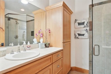 This beautifully crafted single-family home offers the perfect on Raven Golf Club At Three Peaks in Colorado - for sale on GolfHomes.com, golf home, golf lot