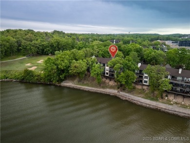 Stunning Transformation on this beautifully remodeled, 1474 SF on Seasons Ridge At Four Seasons in Missouri - for sale on GolfHomes.com, golf home, golf lot