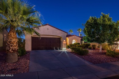 Discover luxurious living in this exquisite 2 bedroom, 2 on Corte Bella Golf Club in Arizona - for sale on GolfHomes.com, golf home, golf lot