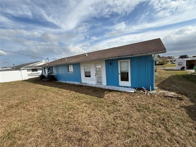 Welcome to Sun City Center, one of Florida's most desirable 55 on North Lakes Golf Course in Florida - for sale on GolfHomes.com, golf home, golf lot