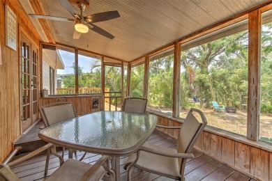 Located in the desirable Forest Hills area, this house is on Babe Zaharias Golf Course in Florida - for sale on GolfHomes.com, golf home, golf lot