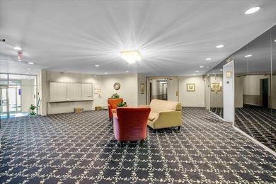 This beautifully updated 2-bed, 2-bath END-UNIT condo offers on Twin Lakes Golf Course in Illinois - for sale on GolfHomes.com, golf home, golf lot