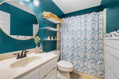 > A must-see 3-bedroom, 2-bath home featuring a desirable split on Bella Vista Country Club - Highlands in Arkansas - for sale on GolfHomes.com, golf home, golf lot