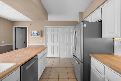 > A must-see 3-bedroom, 2-bath home featuring a desirable split on Bella Vista Country Club - Highlands in Arkansas - for sale on GolfHomes.com, golf home, golf lot