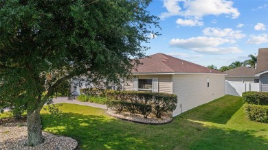 Exceptional location in The Village of Hemingway! This on The Links of Spruce Creek in Florida - for sale on GolfHomes.com, golf home, golf lot